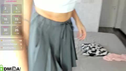Snapshot of erika_robertson chatting on October 16, 9:56 am Erika online show from October 16, 9:56 am