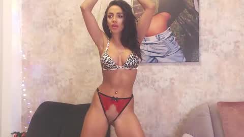 Erikabeee online show from February 6, 5:35 am