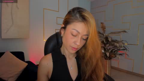 Snapshot of erikabenz chatting on February 1, 12:16 pm Erika Benz online show from February 1, 12:16 pm