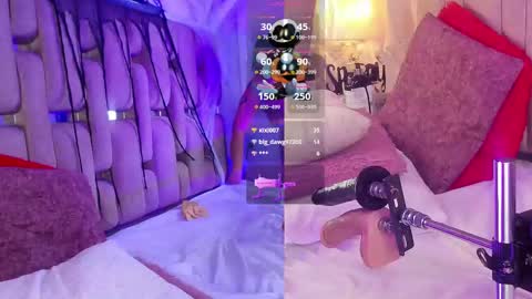 Snapshot of erikamontiel__ chatting on October 17, 12:14 am Erika online show from October 17, 12:14 am