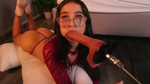 Eri  online show from April 14, 8:53 pm