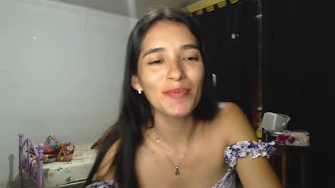 Snapshot of erina_1 chatting on December 24, 3:49 am erina_1 online show from December 24, 3:49 am