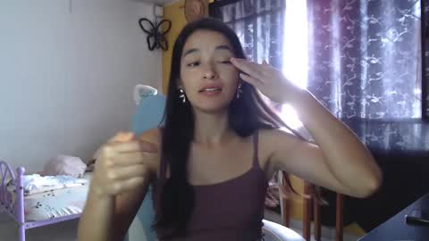 Snapshot of erina_1 chatting on February 20, 4:14 pm erina_1 online show from February 20, 4:14 pm