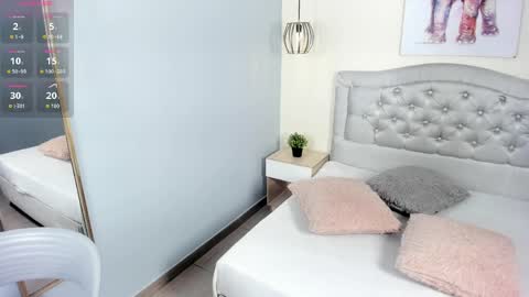 Escarlet online show from April 9, 11:48 am