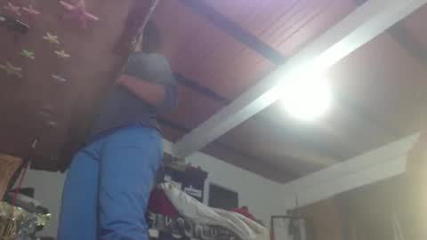 Eskela911 online show from December 31, 1:36 am