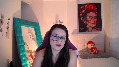 Snapshot of esmeralda098 chatting on September 21, 1:32 pm Esmeralda online show from September 21, 1:32 pm
