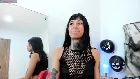 Snapshot of esmeralda_06 chatting on October 4, 5:39 pm esmeralda online show from October 4, 5:39 pm