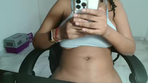 estefania_starlovee online show from March 19, 11:20 pm