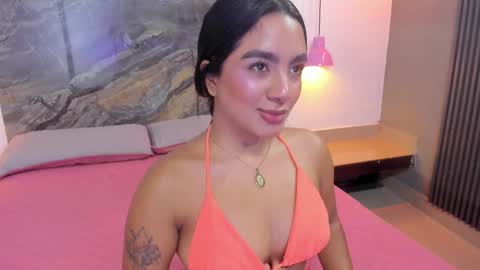Snapshot of estefy_gomez1 chatting on March 4, 3:33 am Stefy online show from March 4, 3:33 am