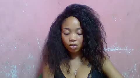 estelah20 online show from September 24, 1:21 pm