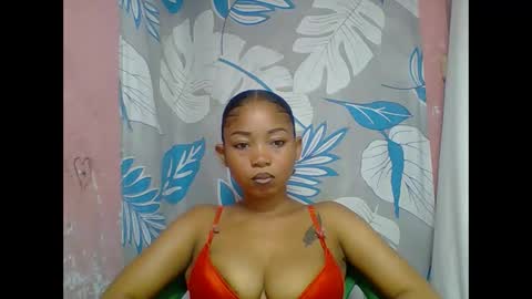 estelah20 online show from February 3, 5:05 am