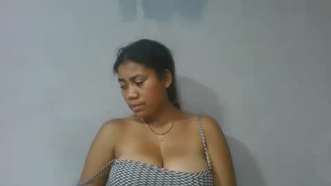 estelah796836 online show from May 14, 7:30 pm