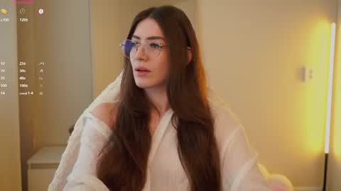 Ester online show from July 27, 4:31 am