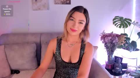 Is secret online show from September 18, 8:51 pm