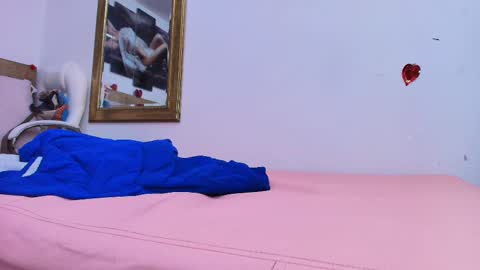 Snapshot of estrella_hanks_ chatting on February 28, 11:58 am Estrella online show from February 28, 11:58 am