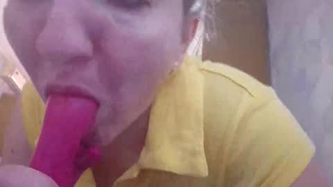 estrellawalters online show from November 3, 6:28 am