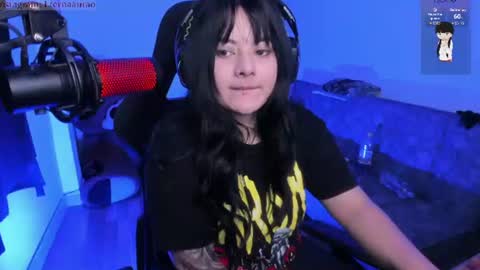 Aura online show from July 28, 6:42 pm