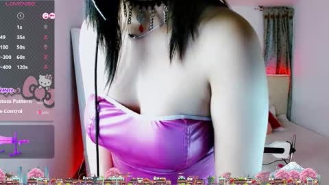 Moon online show from November 21, 9:28 pm