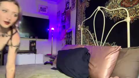 eugene_scumbag online show from August 3, 5:29 pm