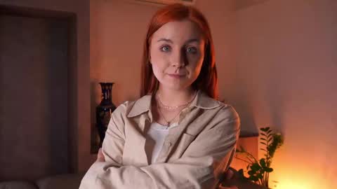 Snapshot of eugenecristino chatting on October 1, 1:38 pm Lillie here and its my first day online show from October 1, 1:38 pm
