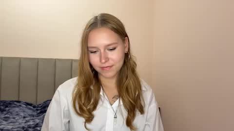 Alice online show from May 11, 2:30 pm