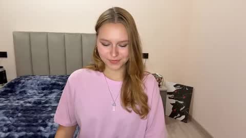 Alice online show from May 10, 2:19 pm