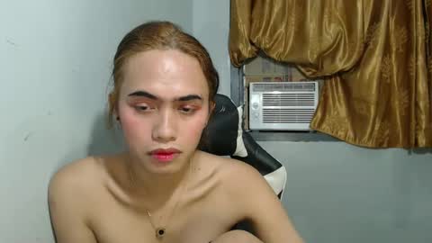 YELLA online show from January 15, 6:29 pm