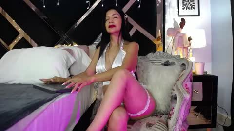 Snapshot of eva_45love chatting on December 19, 10:34 am Eva online show from December 19, 10:34 am