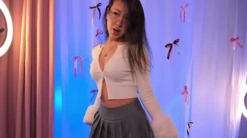 eva__lekk online show from April 1, 1:39 am