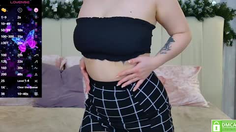 Snapshot of eva__summers chatting on February 1, 1:09 pm Eva online show from February 1, 1:09 pm
