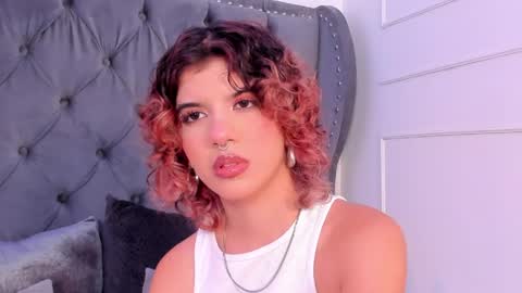 Eva  online show from June 2, 3:40 am