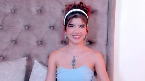 Eva  online show from June 1, 12:01 am