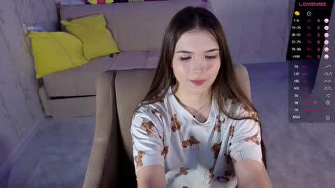 Snapshot of eva_davie chatting on October 14, 4:31 pm Eva online show from October 14, 4:31 pm