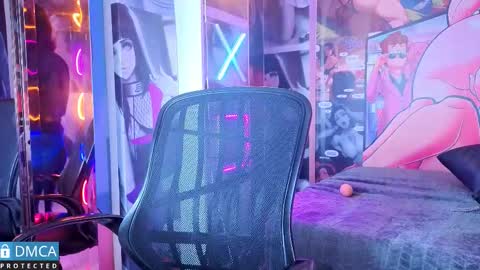 eva delight online show from February 3, 11:15 am