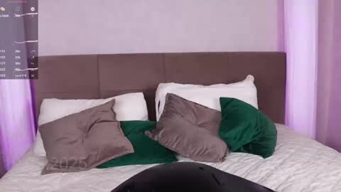 Snapshot of eva_ra chatting on February 19, 10:31 pm Eva online show from February 19, 10:31 pm