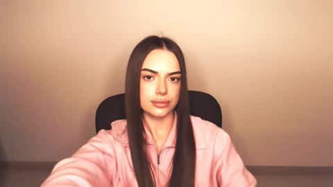 Snapshot of eva_rossee_ chatting on October 16, 4:31 pm Eva online show from October 16, 4:31 pm