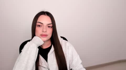 Snapshot of eva_rossee_ chatting on February 13, 5:22 pm Eva online show from February 13, 5:22 pm