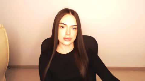 Snapshot of eva_rossee_ chatting on October 14, 1:03 pm Eva online show from October 14, 1:03 pm
