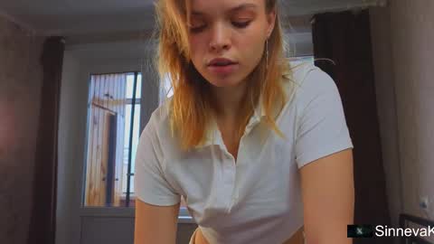 Snapshot of eva_sinn chatting on October 18, 8:50 am Hi there i am Eva and i wish create a nice community with you so join my Ticket Show for more pleasure online show from October 18, 8:50 am