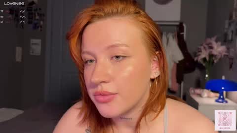 Snapshot of eva_swag chatting on October 11, 3:15 pm eva_swag online show from October 11, 3:15 pm