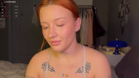 eva_swag online show from November 21, 1:46 pm