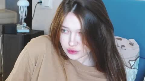 eva varnerr online show from January 12, 6:29 am