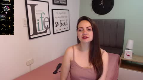 Snapshot of eva_villa chatting on January 18, 12:57 pm Eva online show from January 18, 12:57 pm