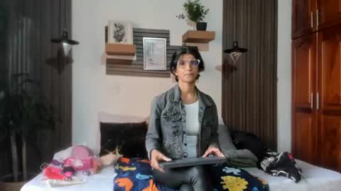 Eva online show from July 24, 12:58 pm