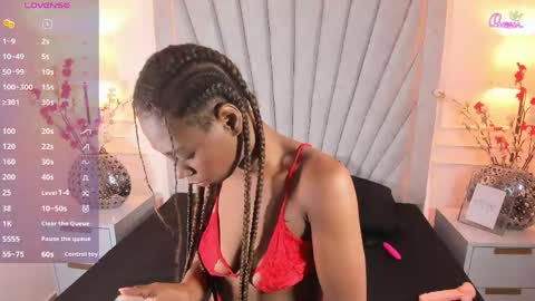 Eva  online show from May 25, 12:15 pm