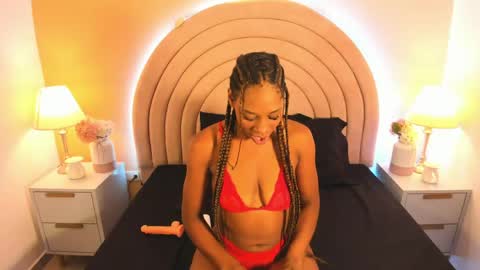Eva  online show from May 20, 12:24 pm