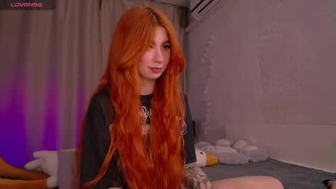 Snapshot of evaa_moonn_ chatting on March 10, 9:34 am Eva online show from March 10, 9:34 am