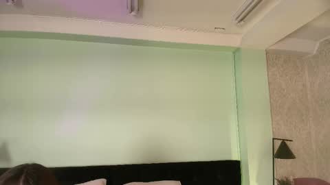 Snapshot of evaa_stevens chatting on October 6, 2:34 pm julieth online show from October 6, 2:34 pm