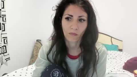 hornycrissyyourlove online show from June 1, 2:35 am