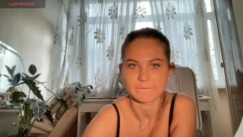EvaHazard online show from May 1, 1:47 pm